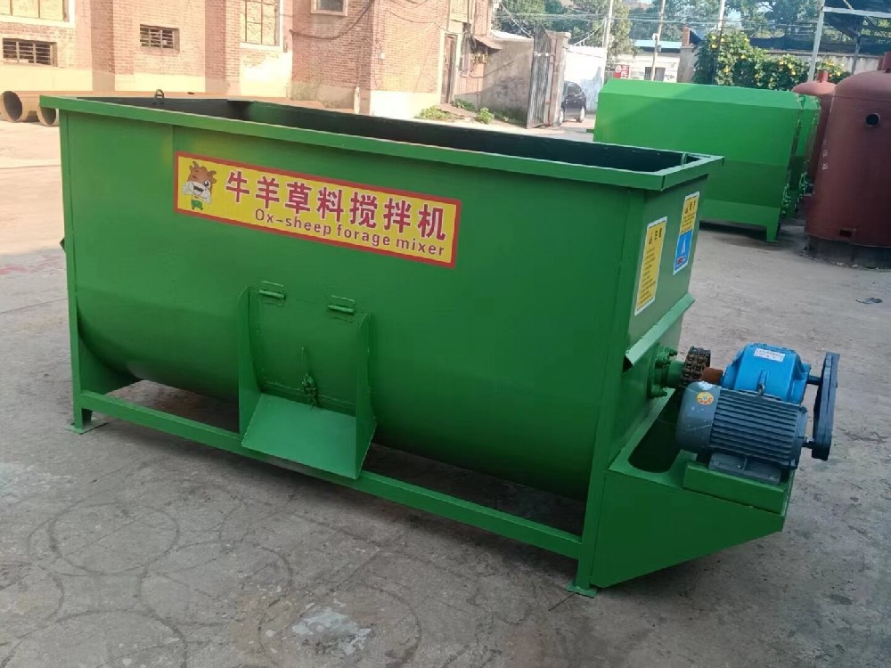 牛羊草料攪拌機(jī)